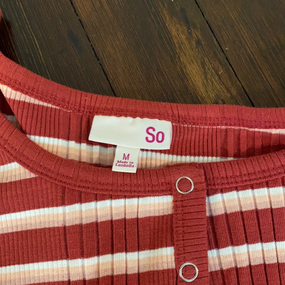 Size medium - Picture 2 of 3